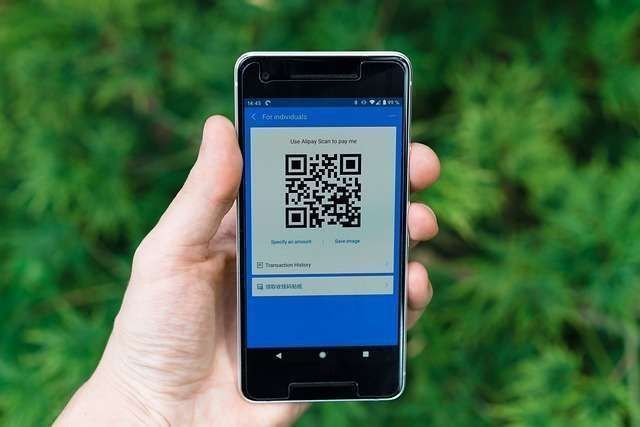 Dorong Inklusi Ekonomi Digital Indonesia Denna QRIS Lintas Negara