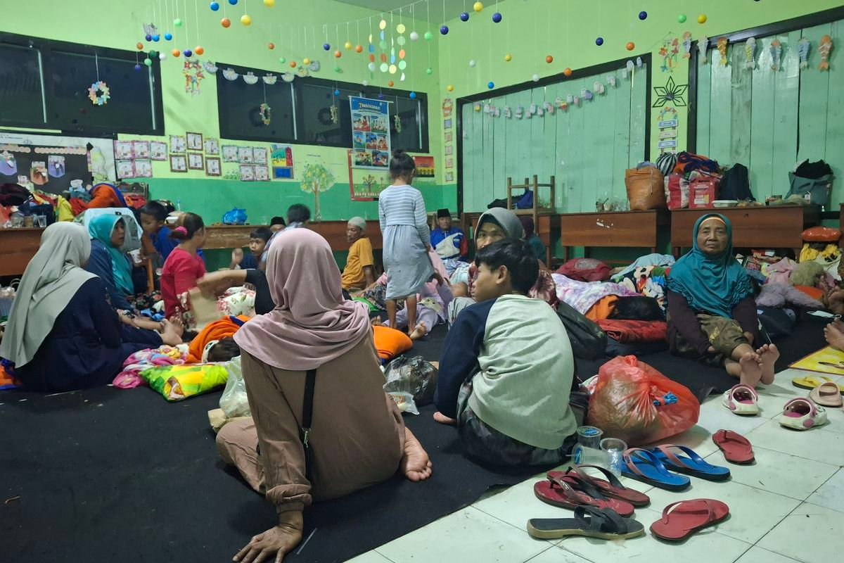 Pengungsi Erupsi Semeru Mulai Kembali ke Rumah, Pemulihan Desa Dimulai