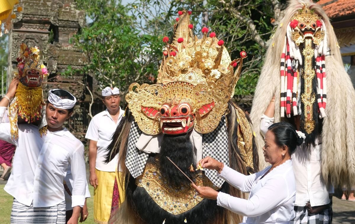 Galungan-Kuningan: Perayaan Hindu Bali yang Menghormati Leluhur