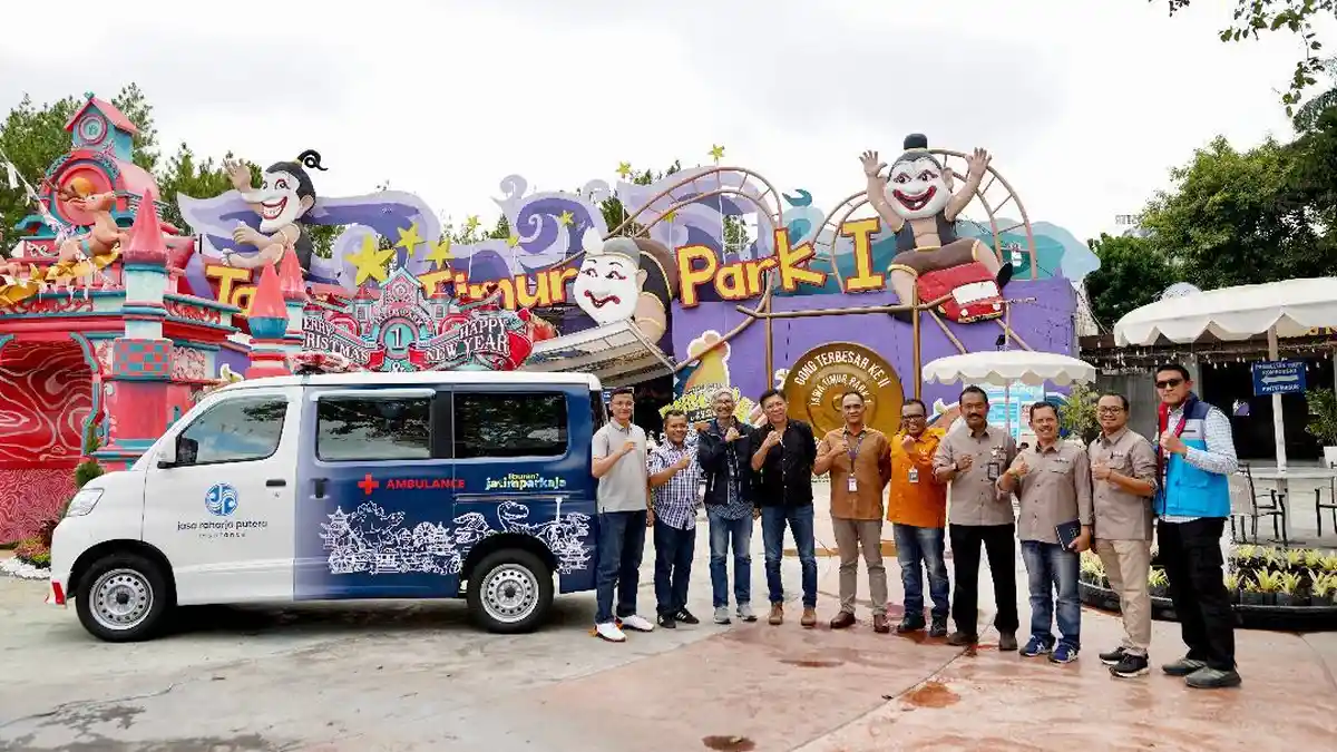 Jatim Park Group Terima Ambulans dari Jasa Raharja untuk Warga dan Wisatawan
