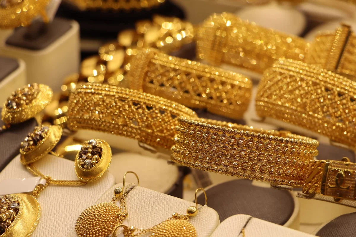 Update Harga Emas Perhiasan Hari Ini: Masih Variatif di Berbagai Kadar