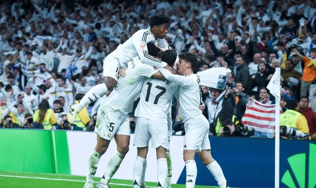 Real Madrid Kudeta Barcelona dari Puncak Klasemen Liga Spanyol usai Libas Real Sociedad 4-1