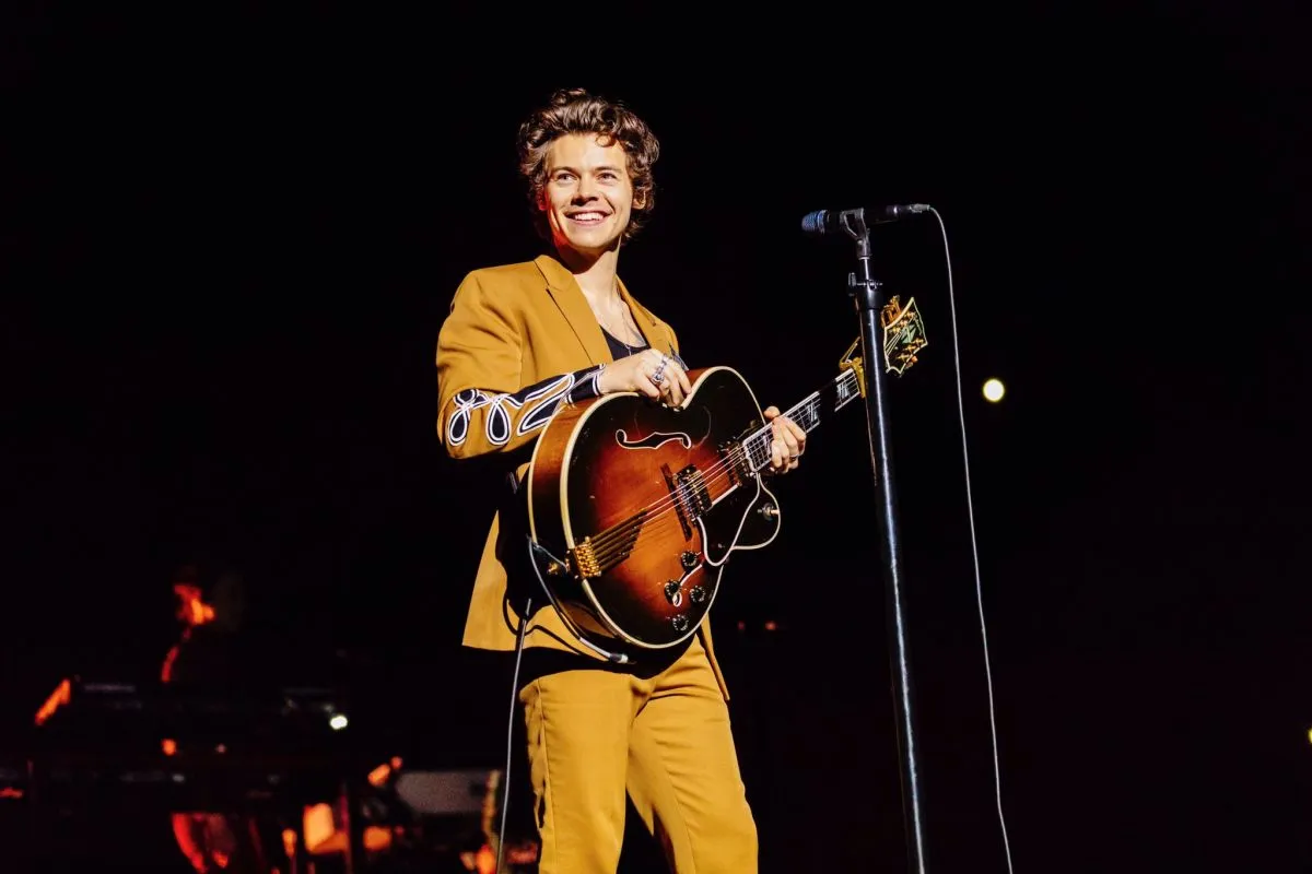 Harry Styles Jadi Kurator Sekaligus Penampil Utama Meltdown Festival London