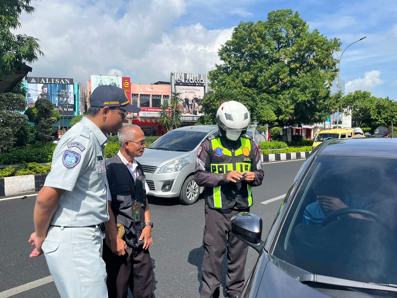 Tingkatkan Tertib Administrasi Kendaraan, Operasi Gabungan PKB dan SWDKLLJ Digelar di Tahun 2026