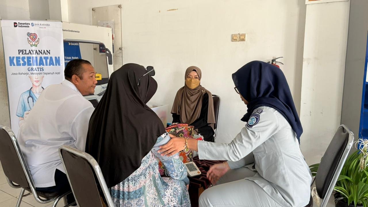 Dukung Keselamatan Transportasi, Jasa Raharja NTB Gelar Pelayanan Kesehatan Gratis di DAMRI