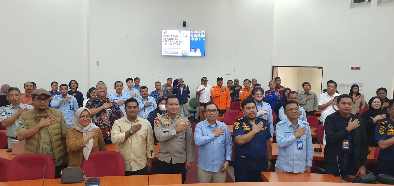 Jadikan Mudik Lebaran 2026 Aman dan Nyaman, Mitra FKLL Kepri Gelar Rapat Koordinasi Persiapan Angkutan Laut Bersama Stakeholder Jadikan Mudik Lebaran 2026 Aman dan Nyaman, Mitra FKLL Kepri Gelar Rapat Koordinasi Persiapan Angkutan Laut Bersama Stakeholder