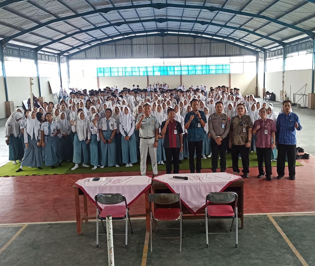 Libatkan Tenaga Pendidik, Jasa Raharja Jepara Gelar Program PPKL di SMA N 2 Bae Kudus untuk Tekan Fatalitas Pelajar Libatkan Tenaga Pendidik, Jasa Raharja Jepara Gelar Program PPKL di SMA N 2 Bae Kudus untuk Tekan Fatalitas Pelajar
