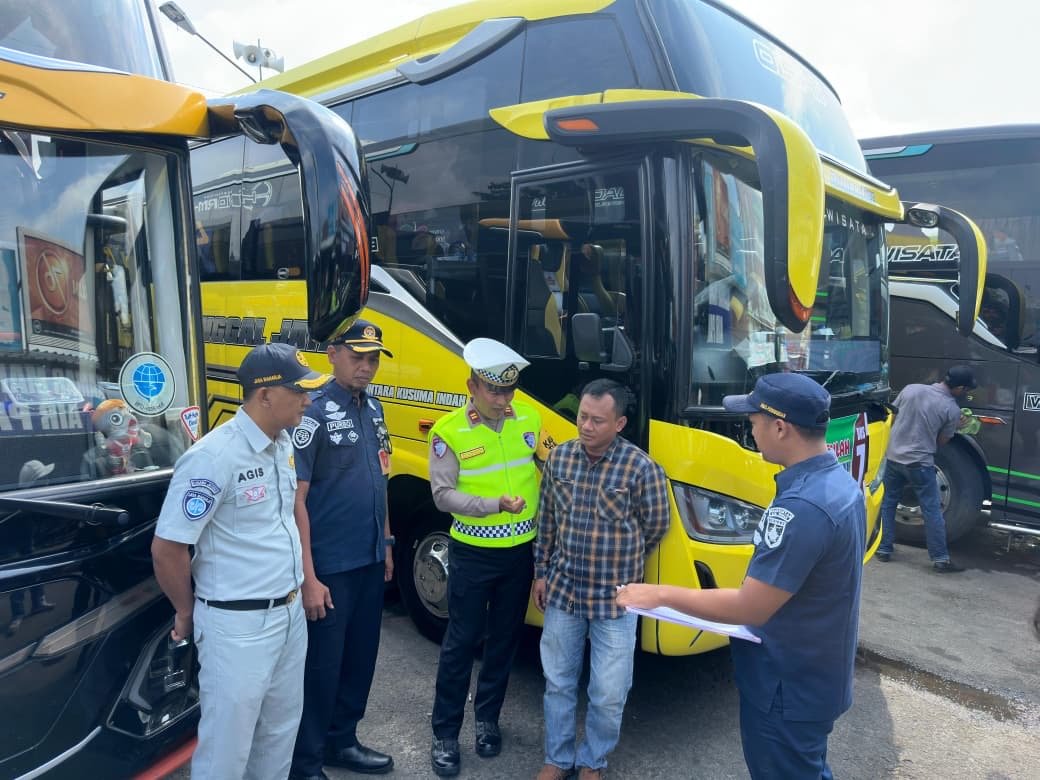 Jasa Raharja Demak dan Polri Gelar Inspeksi Mendadak di Terminal Wisata Kadilangu Demak
