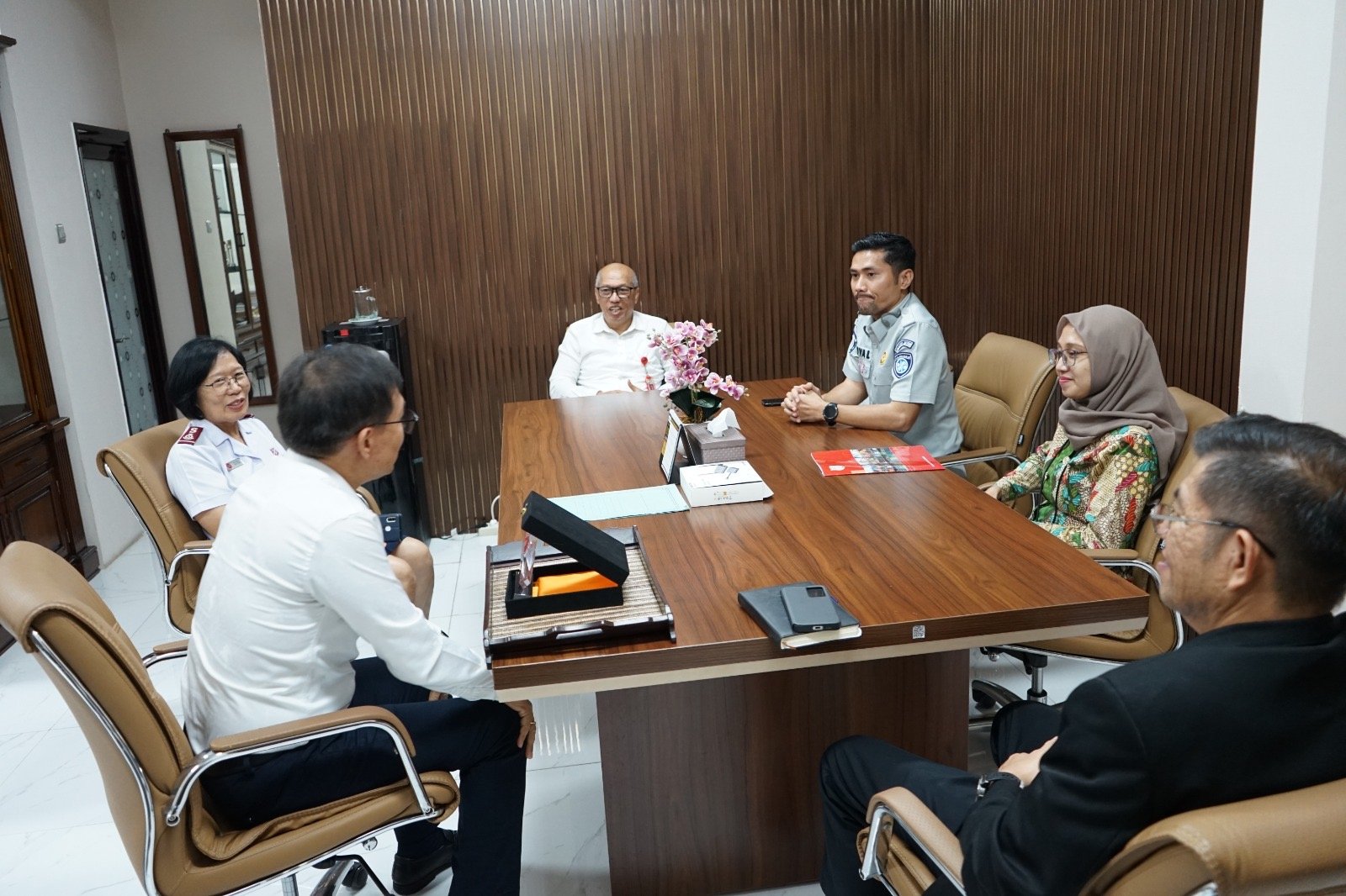 Perkuat Kualitas Pelayanan, Jasa Raharja Laksanakan Sharing And Caring Dengan RS William Booth Surabaya