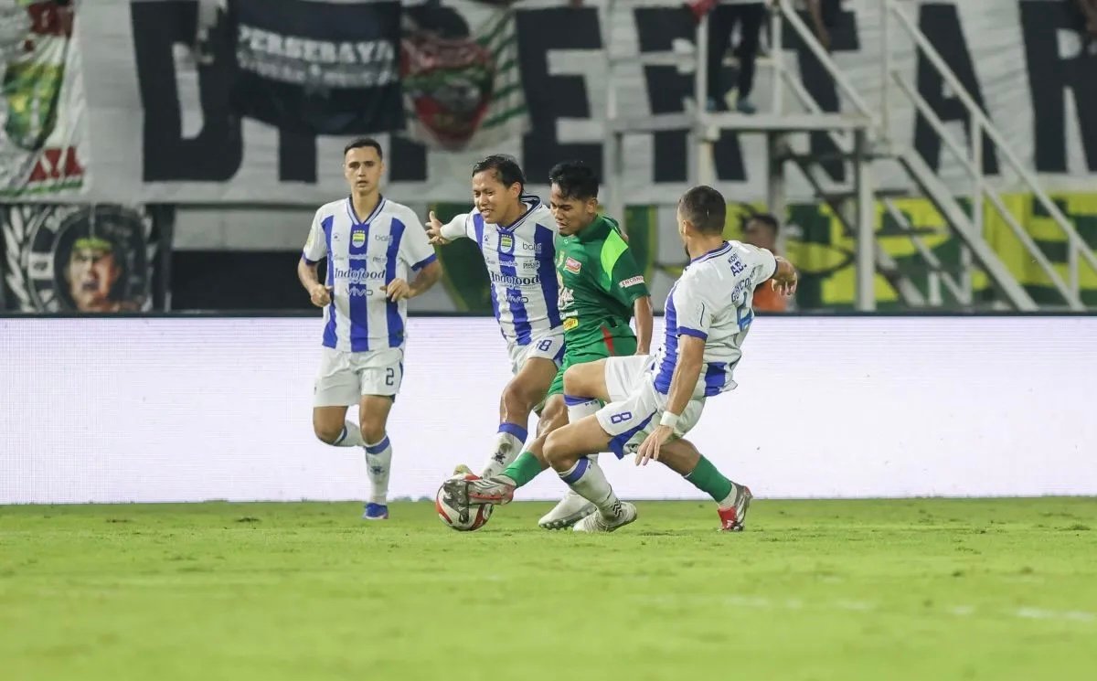 Persib Gagal Menang, Pelatih Persebaya Bangga dengan Mentalitas Pemainnya