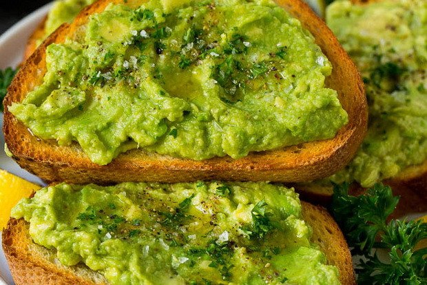 Cegah Penyakit Kardiovaskular, Ini 3 Pilihan Camilan Sehat untuk Jantung Menurut Dokter