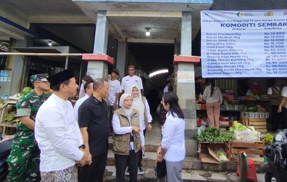 Pastikan Stok Aman, Pemprov Jateng Gandeng Bulog Intervensi Harga Kebutuhan Pokok