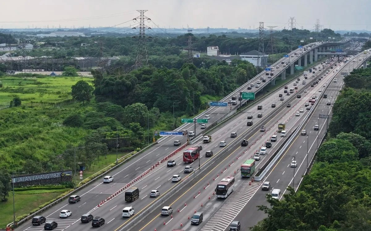 Update Arus Balik: Sebanyak 53.976 Kendaraan Lintasi Tol MBZ Arah Jakarta
