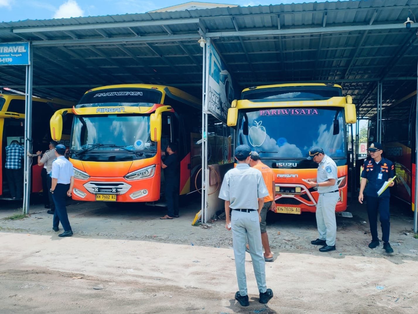 Kompak! Jasa Raharja, BPTD, dan Polda Kalteng Sisir Pool Bus Demi Mudik Berkeselamatan