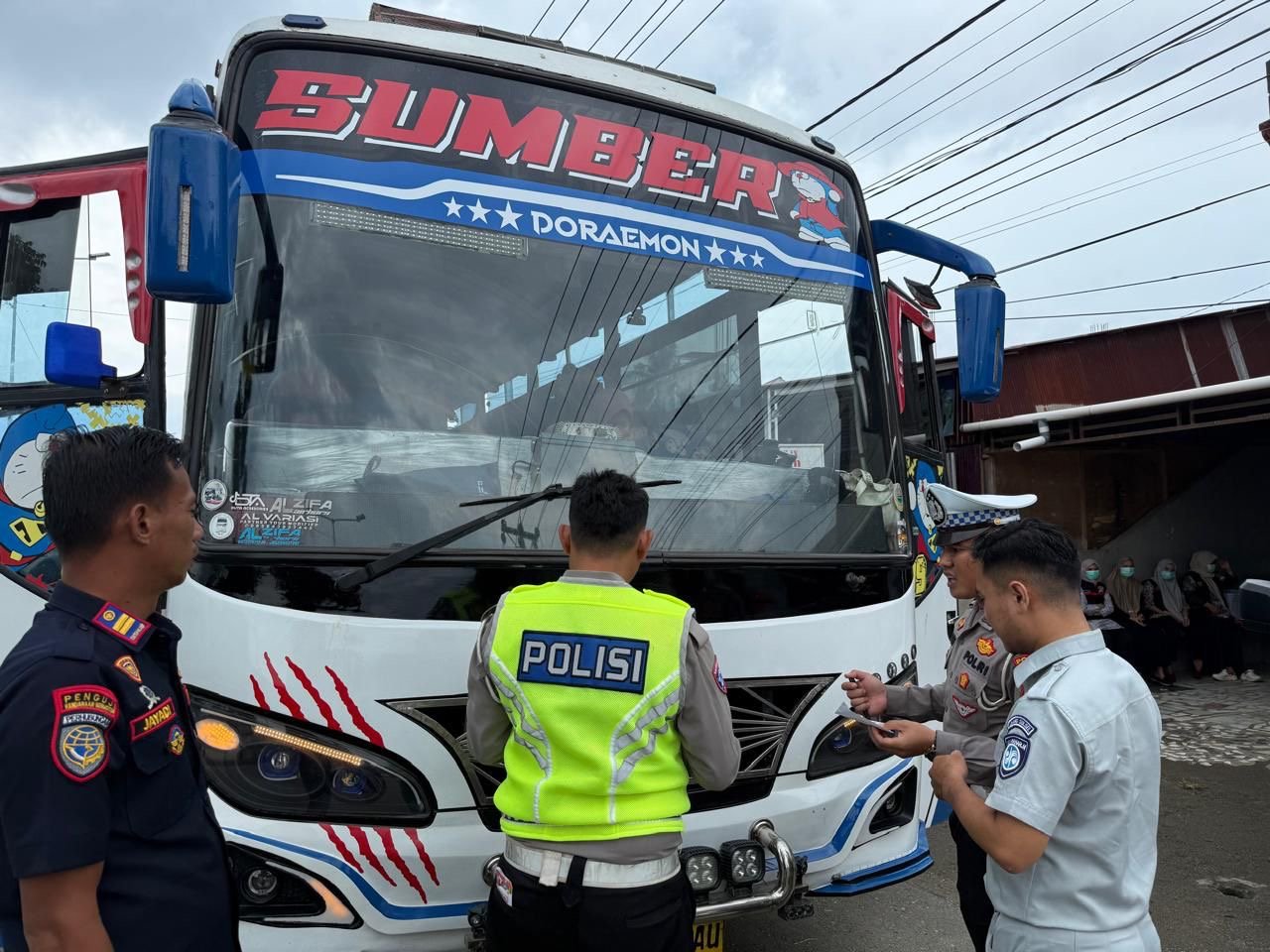 Tingkatkan Kesiapan dan Pelayanan : Jasa Raharja Pasangkayu Laksanakan Rampcheck Bus dan Pemeriksaan Kesehatan Gratis Jelang Operasi Ketupat Marano 2026