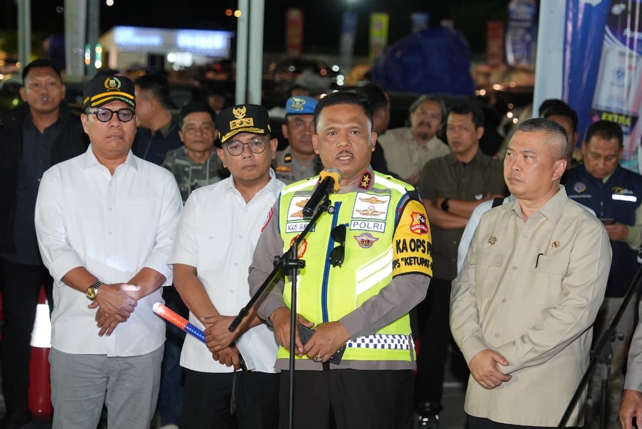 Pantau Pelabuhan Merak dan Ciwandan, Kakorlantas Pastikan Arus Mudik Jalur Penyeberangan Terkendali