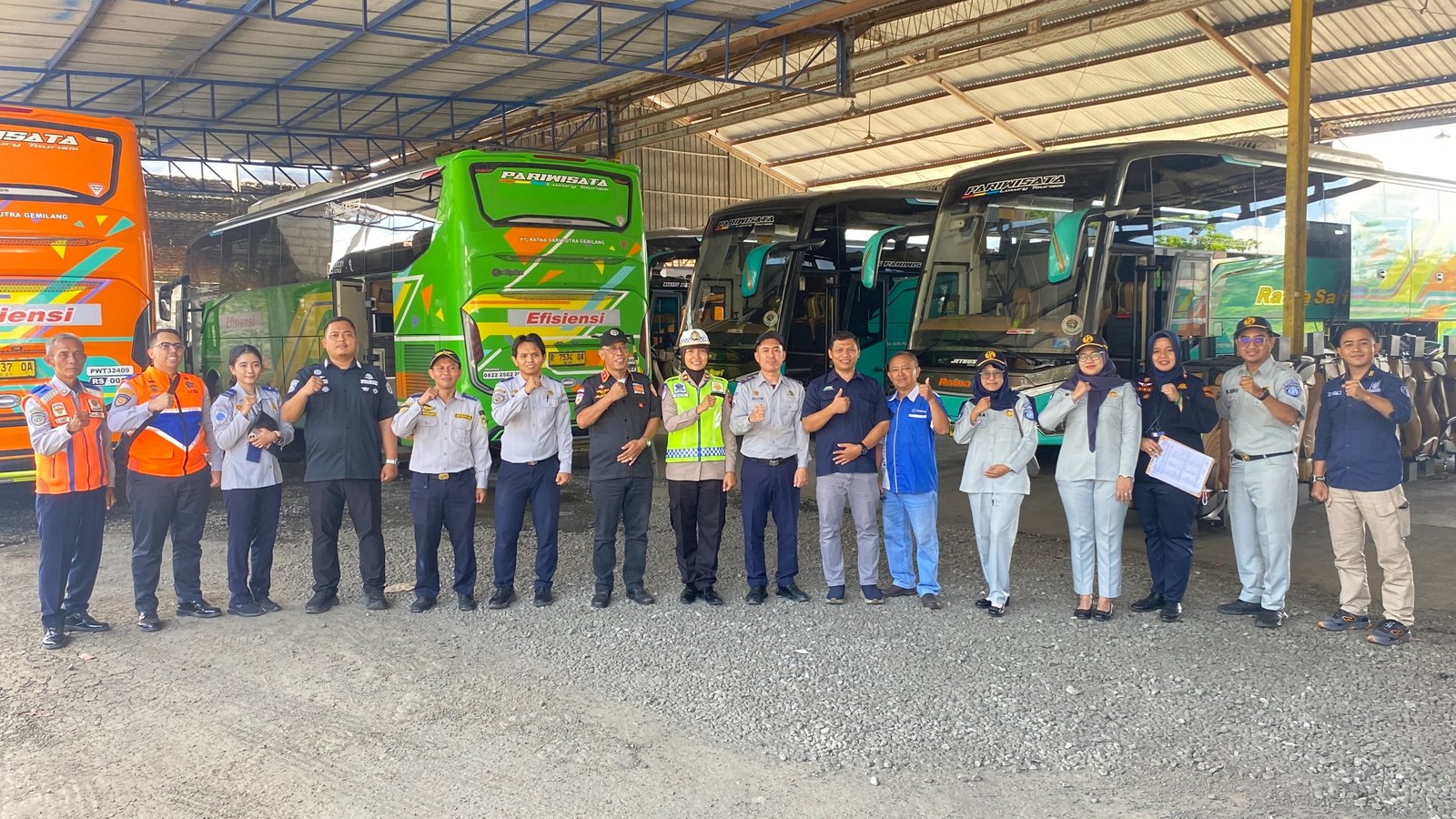 Sambut Idul Fitri 1447 H, Jasa Raharja Cabang Purwokerto Bersama BPTD Kelas I Jawa Tengah dan Satlantas Polresta Banyumas Laksanakan Rampcheck Armada Bus di Kabupaten Banyumas
