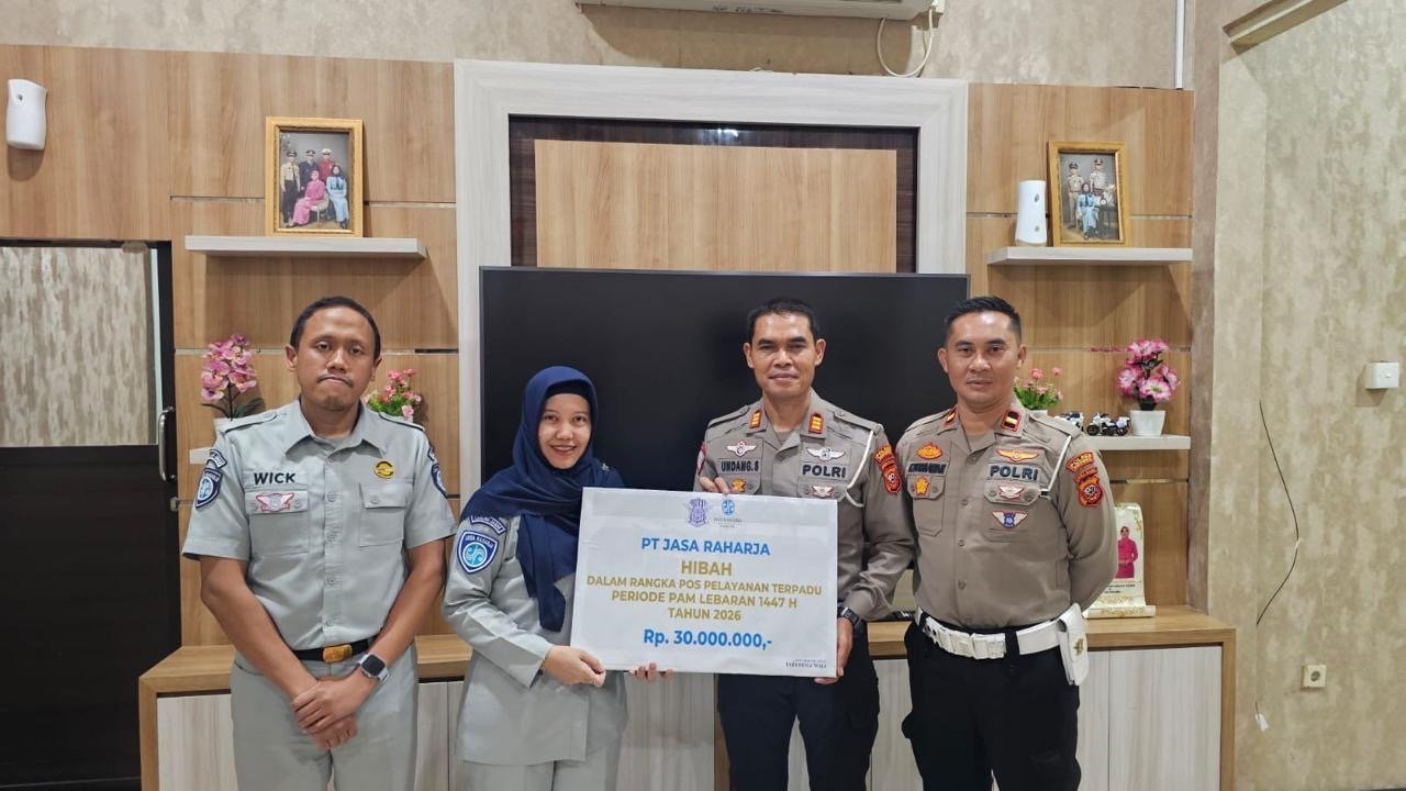 Jasa Raharja Indramayu Serahkan Bantuan Hibah untuk Pembangunan Pos Pelayanan Terpadu Pemudik di Losarang