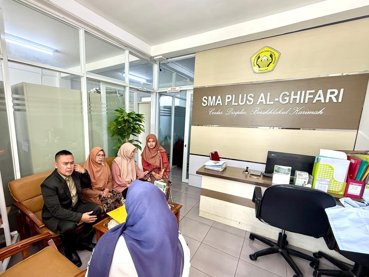 Jasa Raharja Bandung Kurangi Angka Kecelakaan Lalu Lintas Lewat Program PPKL di SMA Plus Al Ghifari Bandung