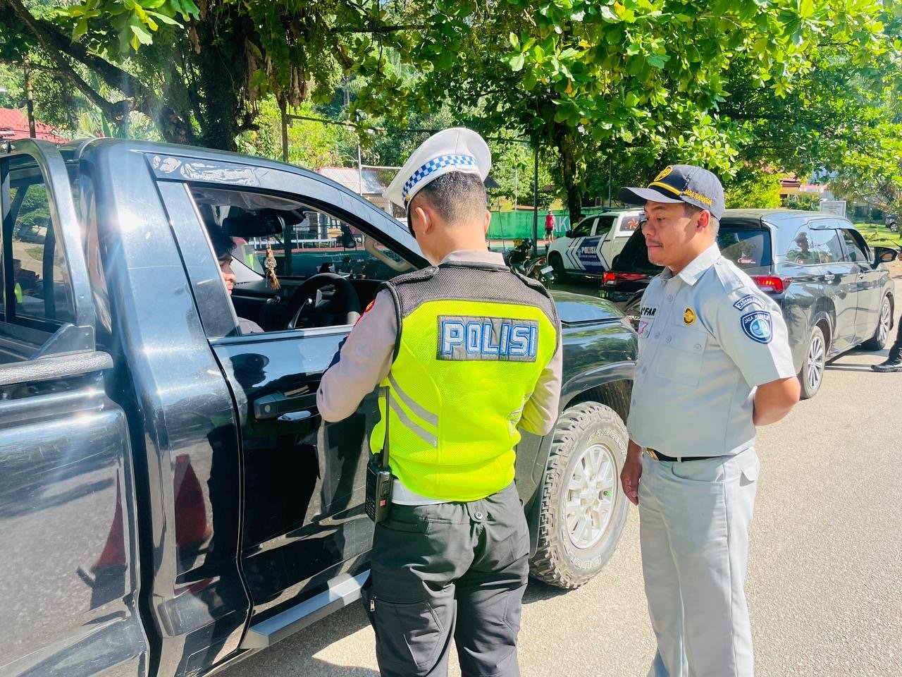 Jasa Raharja Samsat Sanggau Bersama Tim Pembina Samsat Gelar Operasi Gabungan Tingkatkan Kepatuhan Wajib Pajak