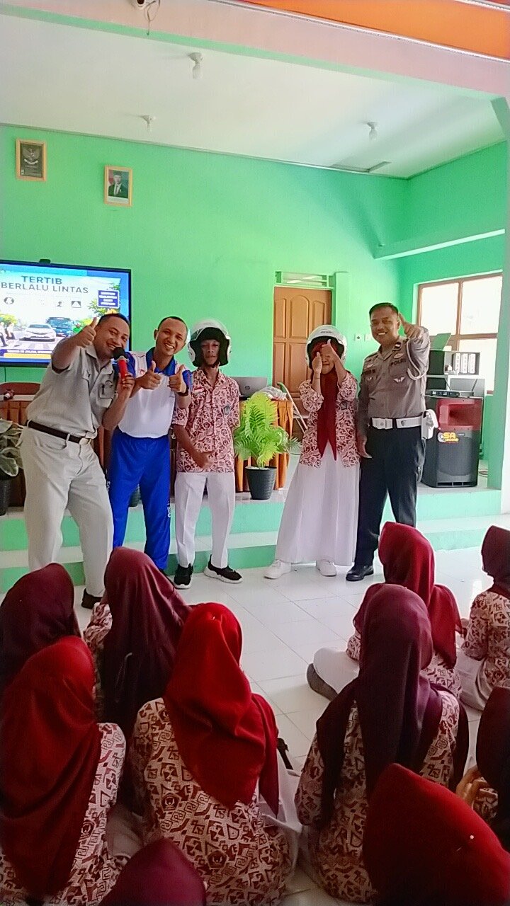 Kurangi Fatalitas Kecelakaan Kepada Gen Z, Jasa Raharja Ngawi Himbau Pelajar SMAN 1 Karangjati Cerdas Dalam Berkendara