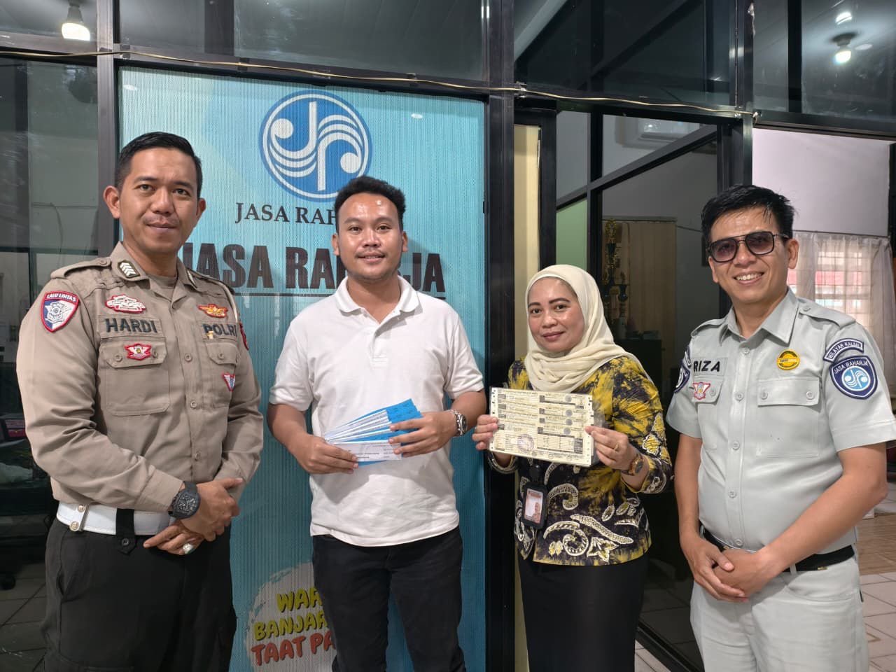 Call Reminder, Tim Pembina Samsat Banjarbaru Bantu Perusahaan Penuhi Kewajiban Pajak Kendaraan