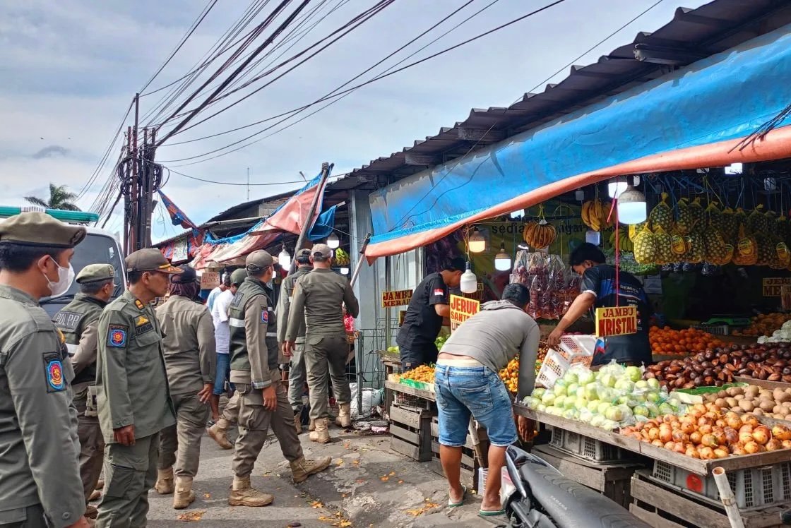 Penertiban PKL di Jalan Raya Bogor, Langkah Strategis Tekan Kemacetan Jam Sibuk