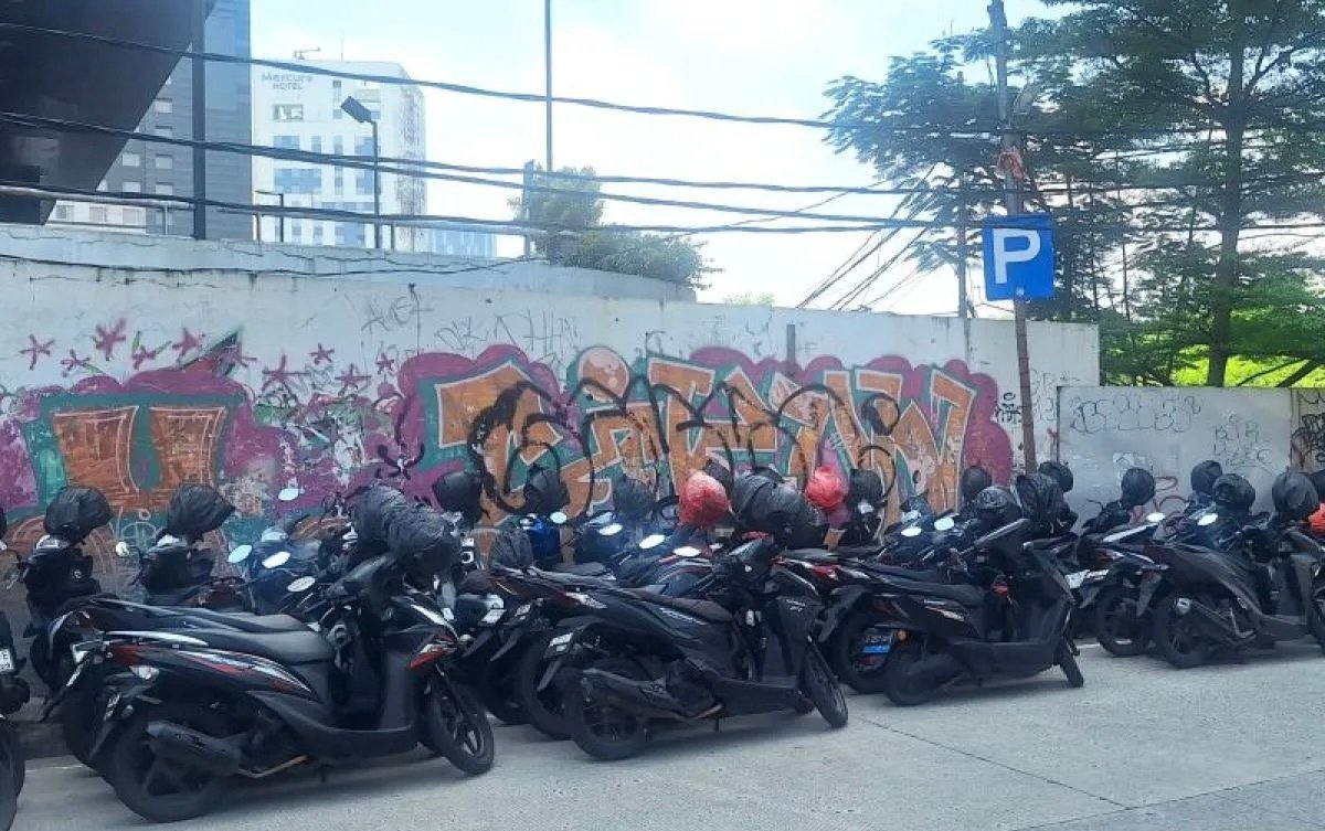 Cegah Macet, Dishub Jaksel Evaluasi Parkir Liar di Jalur Depo MRT