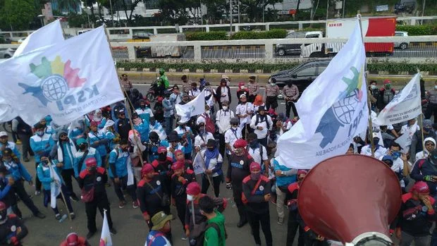 Pastikan Adil, DPR Sebut UU Ketenagakerjaan Baru Utamakan Win-Win Solution bagi Buruh dan Pengusaha