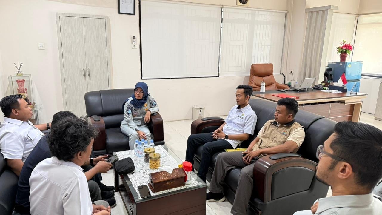 Sinergi Strategis: Jasa Raharja Sulawesi Selatan Terima Kunjungan Kerja PT Lamataesso Mattappaa Perseroda Soppeng