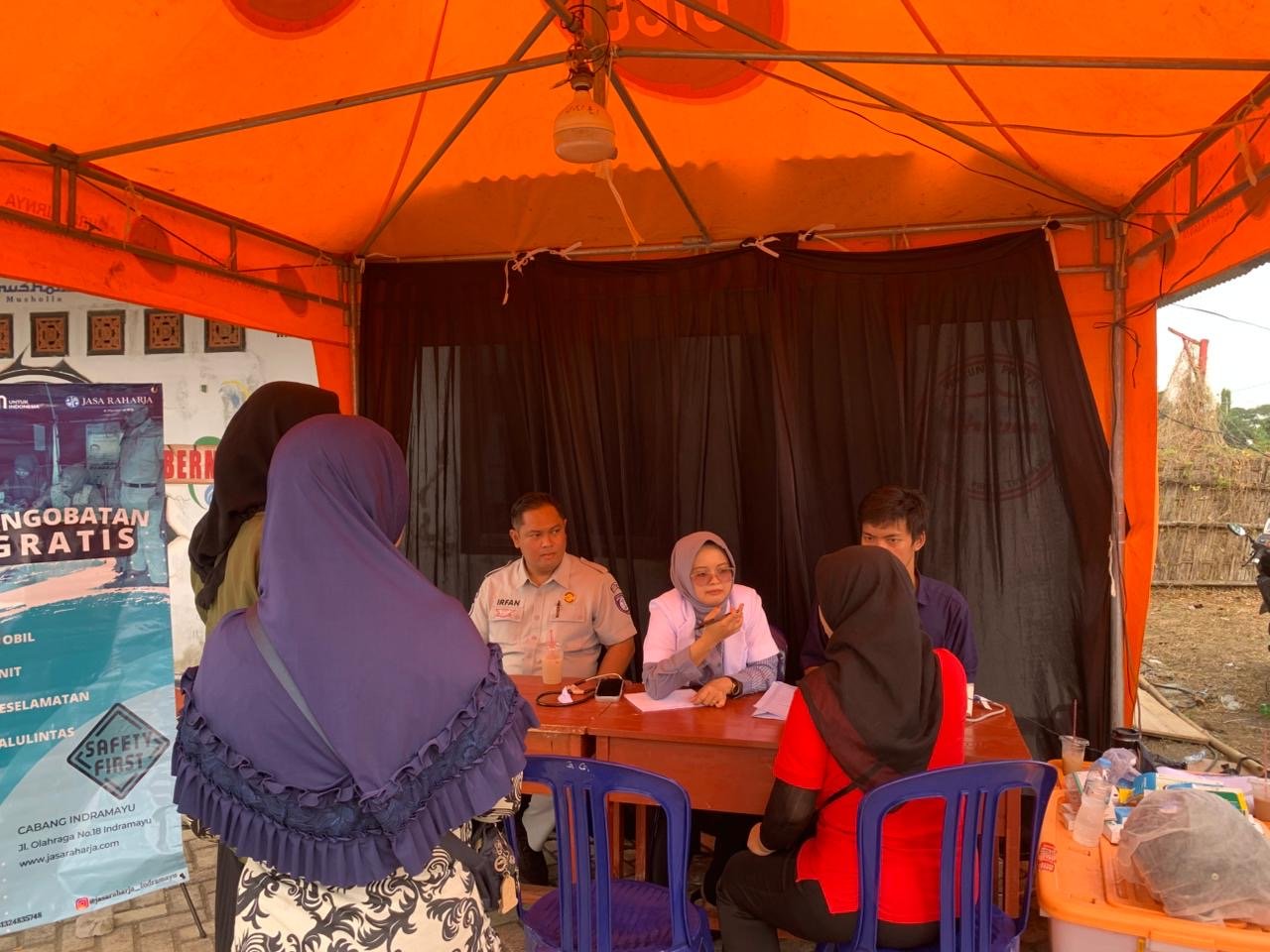 Jasa Raharja Indramayu Gelar MUKL, PPGD, dan SIGAP Keselamatan di Pantai Tirta Pesona Juntinyuat