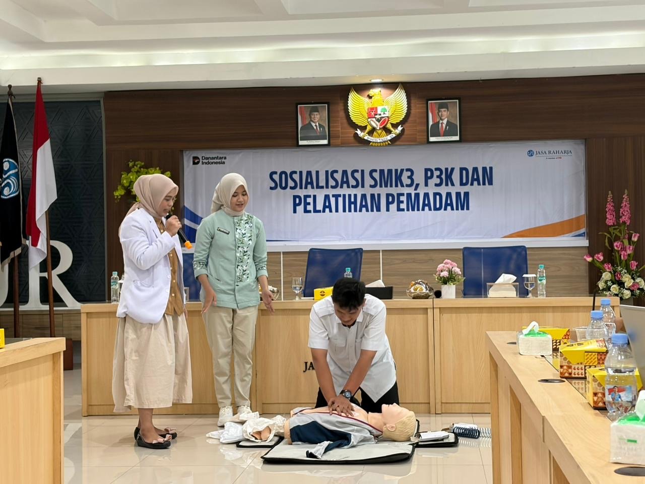 Jasa Raharja Lampung Perkuat Budaya Keselamatan Kerja melalui Sosialisasi SMK3, Pelatihan P3K dan Tanggap Darurat