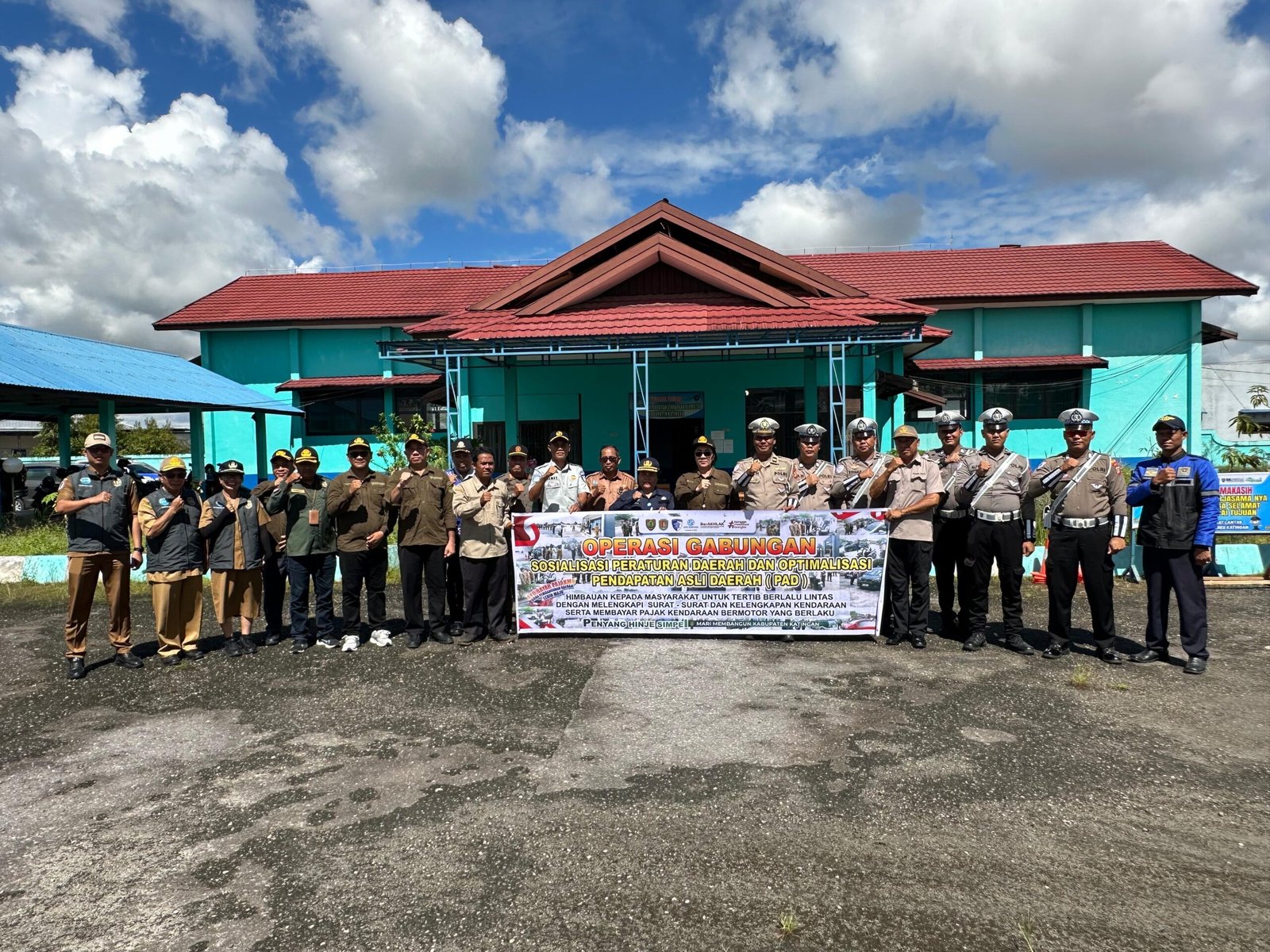 Perkuat Budaya Tertib Berkendara, Samsat Kasongan Bersama Stakeholder Gelar Operasi Gabungan