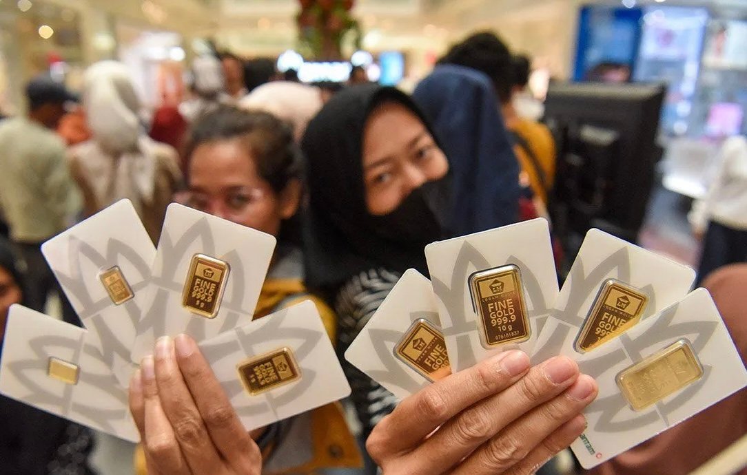 Harga Emas Antam Selasa 26 Mei: Turun Rp5.000, Kini Jadi Rp2,798 Juta per Gram