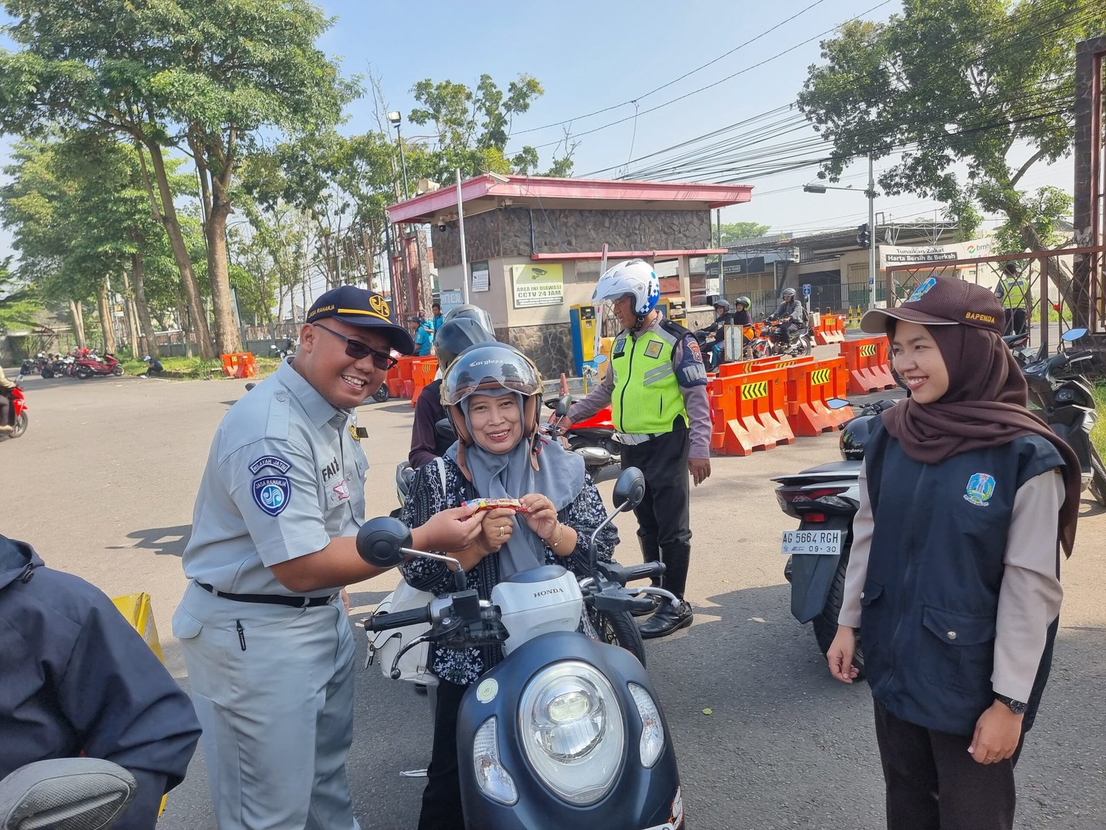 Jasa Raharja Tulungagung Gelar Aksi Simpatik Keselamatan, Himbau Pengguna Jalan Untuk Selalu Tertib Berlalu Lintas