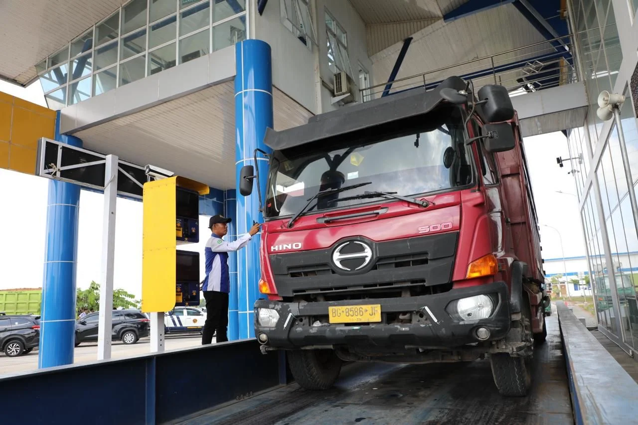 Tingkat Kepatuhan Angkutan Barang Tembus 75 Persen, Kemenhub Terus Perkuat Pengawasan