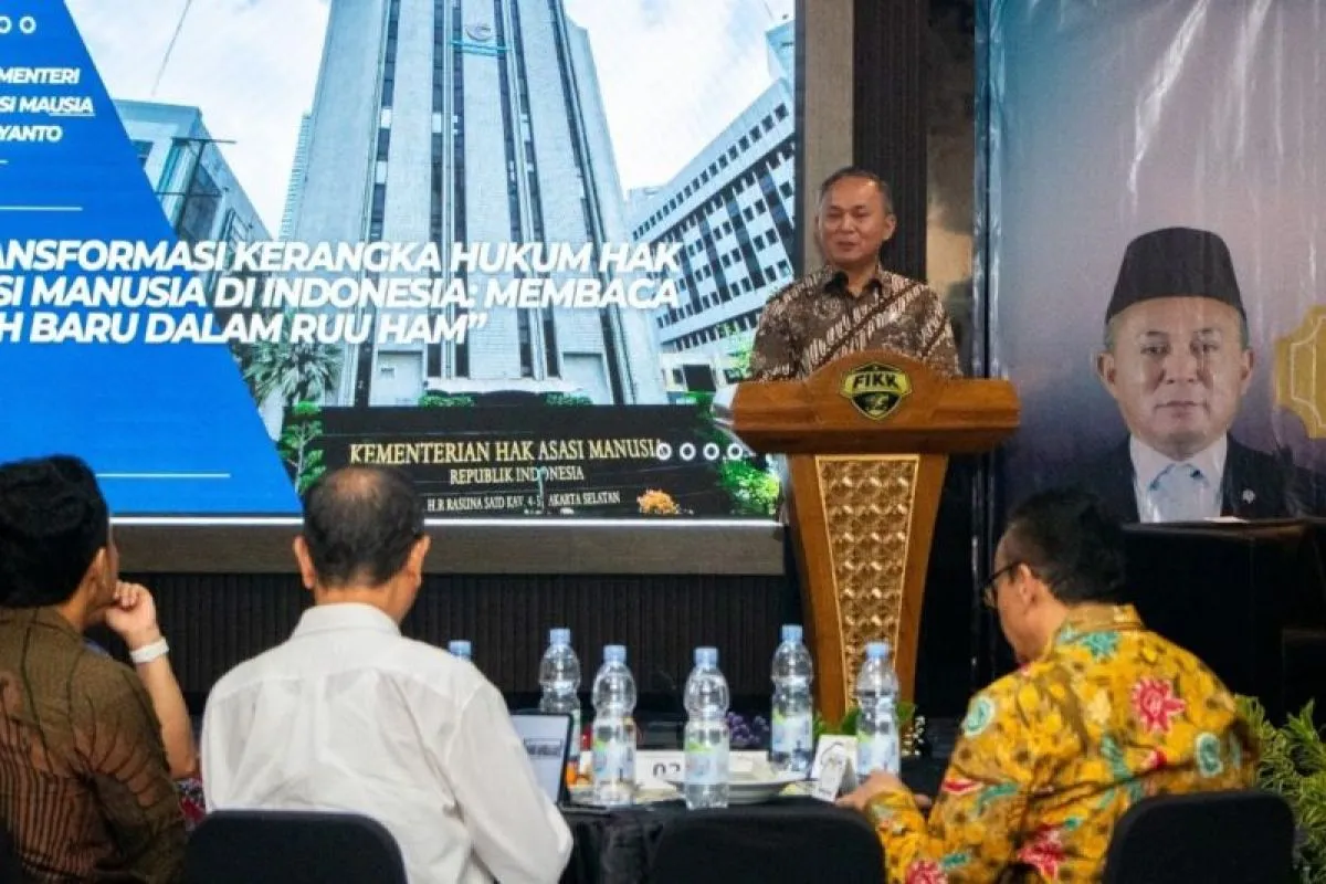 Revisi UU HAM Dibahas di Unesa, Wamen HAM Serap Berbagai Masukan Publik