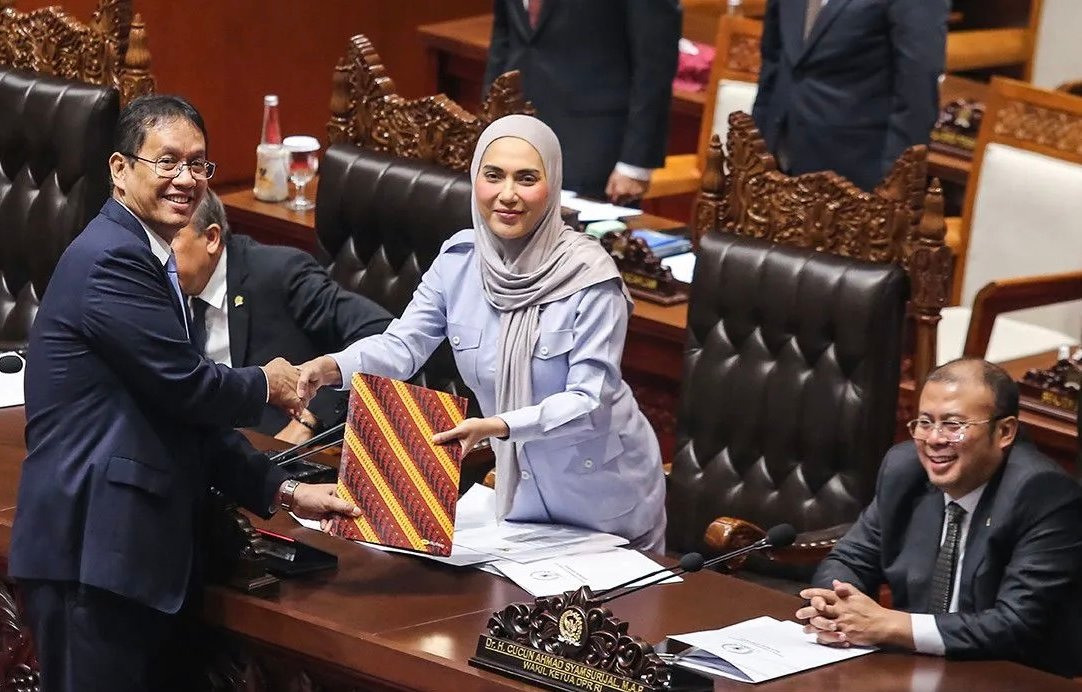 Purbaya Tegaskan Rasio Utang RI Aman Saat Rapat dengan DPR