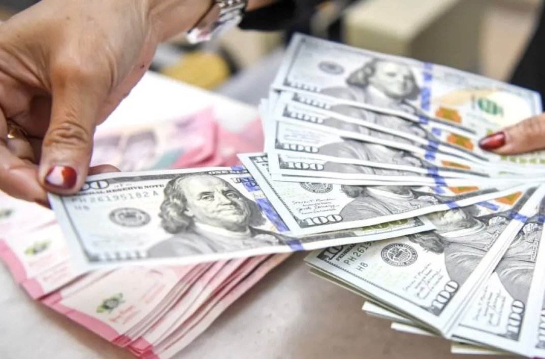 Ekspektasi Suku Bunga The Fed Melonjak, Nilai Tukar Rupiah Terdepresiasi