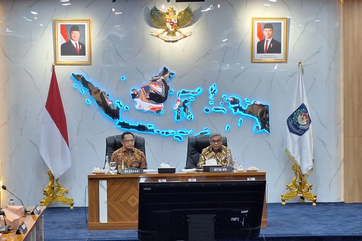 Kemendagri dan KPK Bentuk Tim Bersama untuk Cegah Korupsi Pemda