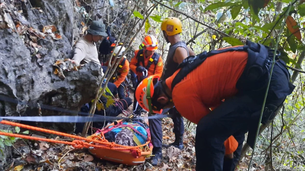 6 Mahasiswa Dievakuasi dari Gunung Goa Pangkep Akibat Kram dan Kelelahan