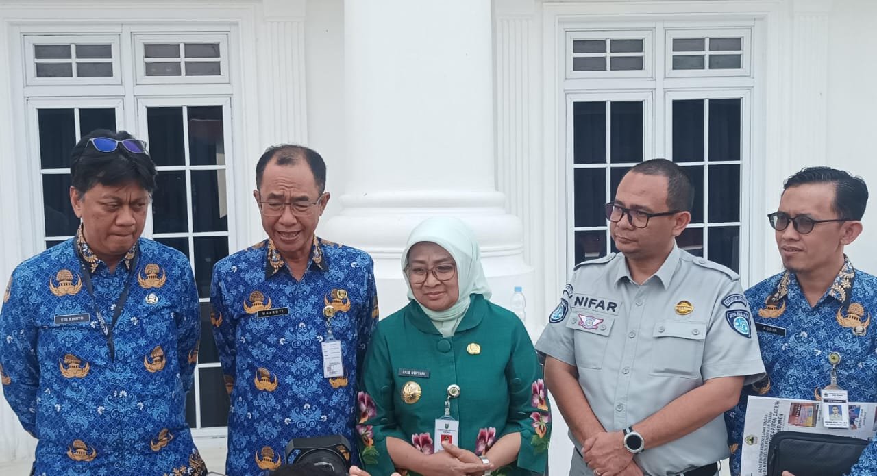 Optimalkan PKB dan SWDKLLJ 2026, Tim Pembina Samsat Jawa Tengah Perkuat Sinergi Bersama Pemerintah Kabupaten Kebumen Optimalkan PKB dan SWDKLLJ 2026, Tim Pembina Samsat Jawa Tengah Perkuat Sinergi Bersama Pemerintah Kabupaten Kebumen
