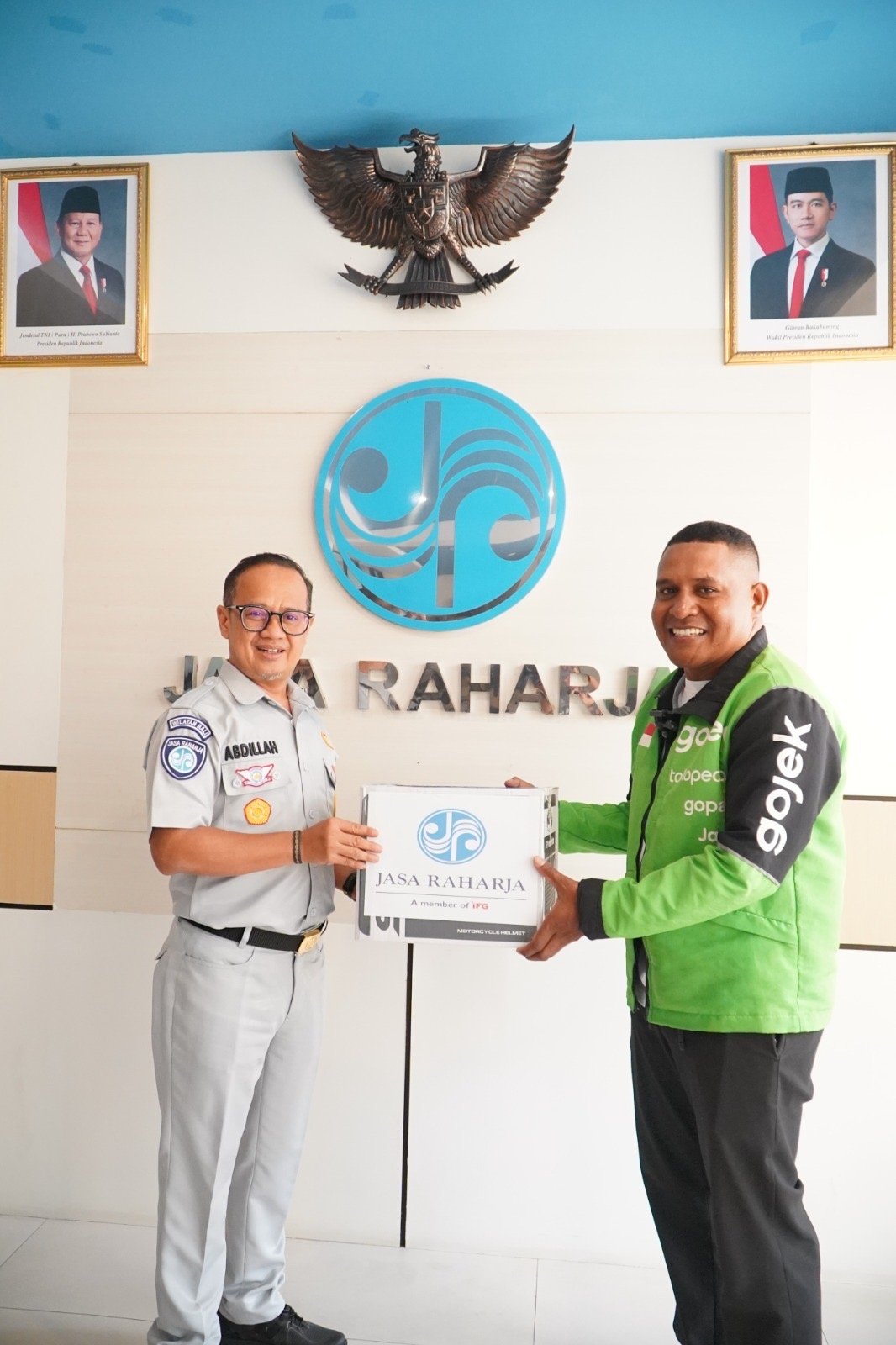 Utamakan Keselamatan, PT Jasa Raharja (Persero) Wilayah Bali Apresiasi Sikap Tegas Pengemudi Ojol Terapkan “No Helmet, No Ride”