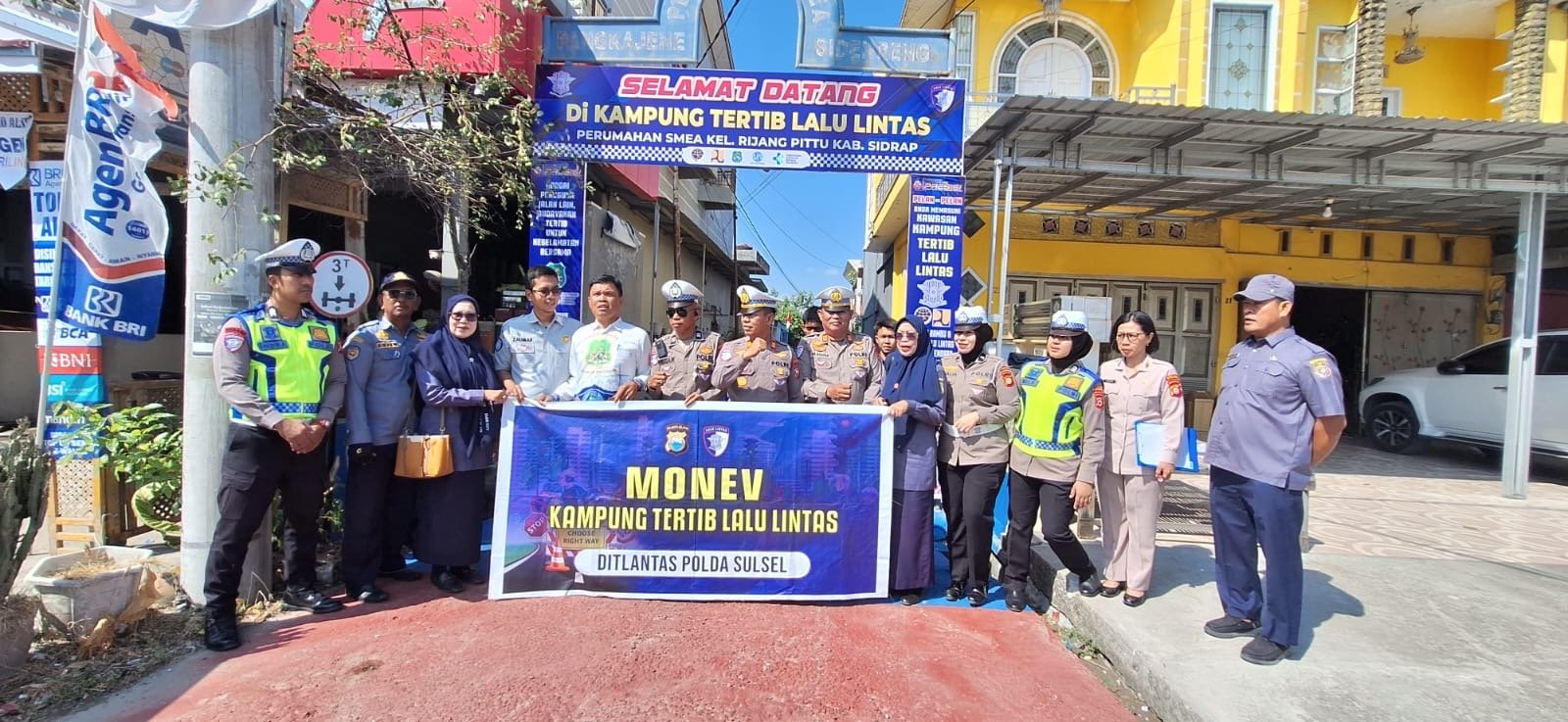 PT Jasa Raharja (Persero) Cabang Parepare Bersama Kasatlantas Polres Sidrap Dan Stakeholder Terkait Perkuat Sinergi Dalam Mewujudkan Kampung Tertib Lalu Lintas Di Kabupaten Sidrap