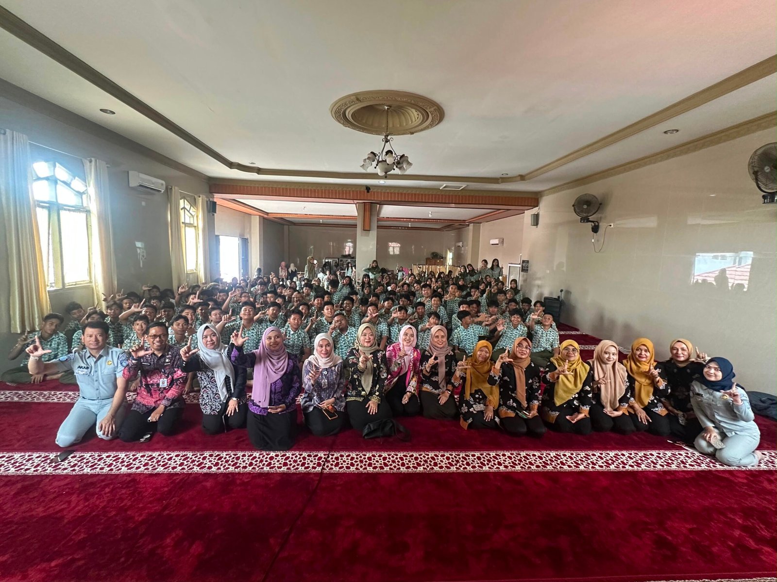Kolaborasi “Putih Abu-Abu”, Bapenda Lampung dan Jasa Raharja Perkuat Edukasi Taat Pajak dan Keselamatan Berlalu Lintas