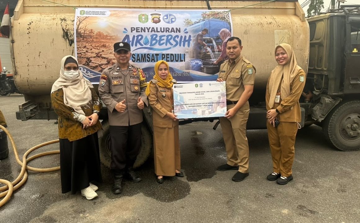 Jasa Raharja dan Samsat Pontianak Salurkan Air Bersih bagi Masyarakat melalui Program TJSL