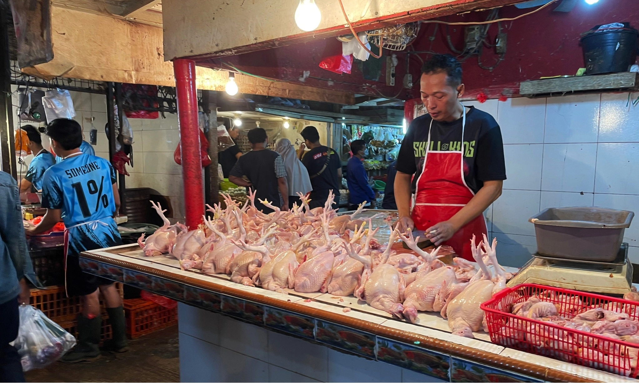 BPS: Harga Daging Ayam, Telur, hingga Beras Mengalami Kenaikan