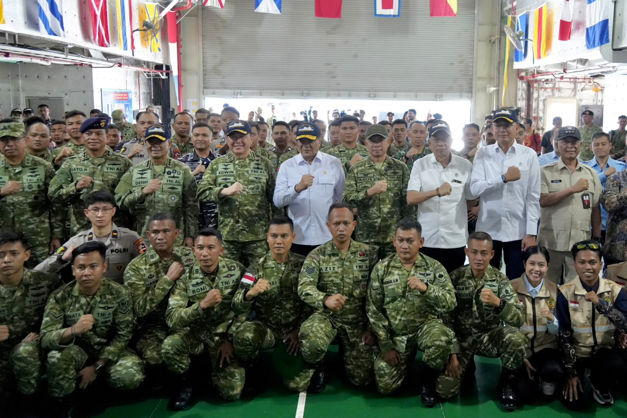 Lepas KRI Wahidin ke Pasifik, Menko Polkam Tegaskan Komitmen Kemanusiaan Indonesia