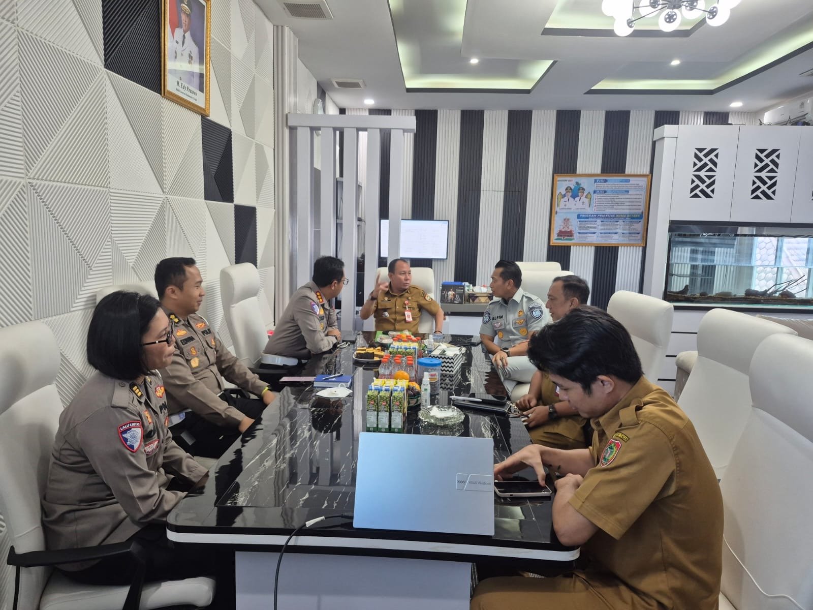 Tim Pembina Samsat Kalteng Perkuat Sinergi, Dorong Kepatuhan Pajak dan Pelayanan yang Lebih Mudah