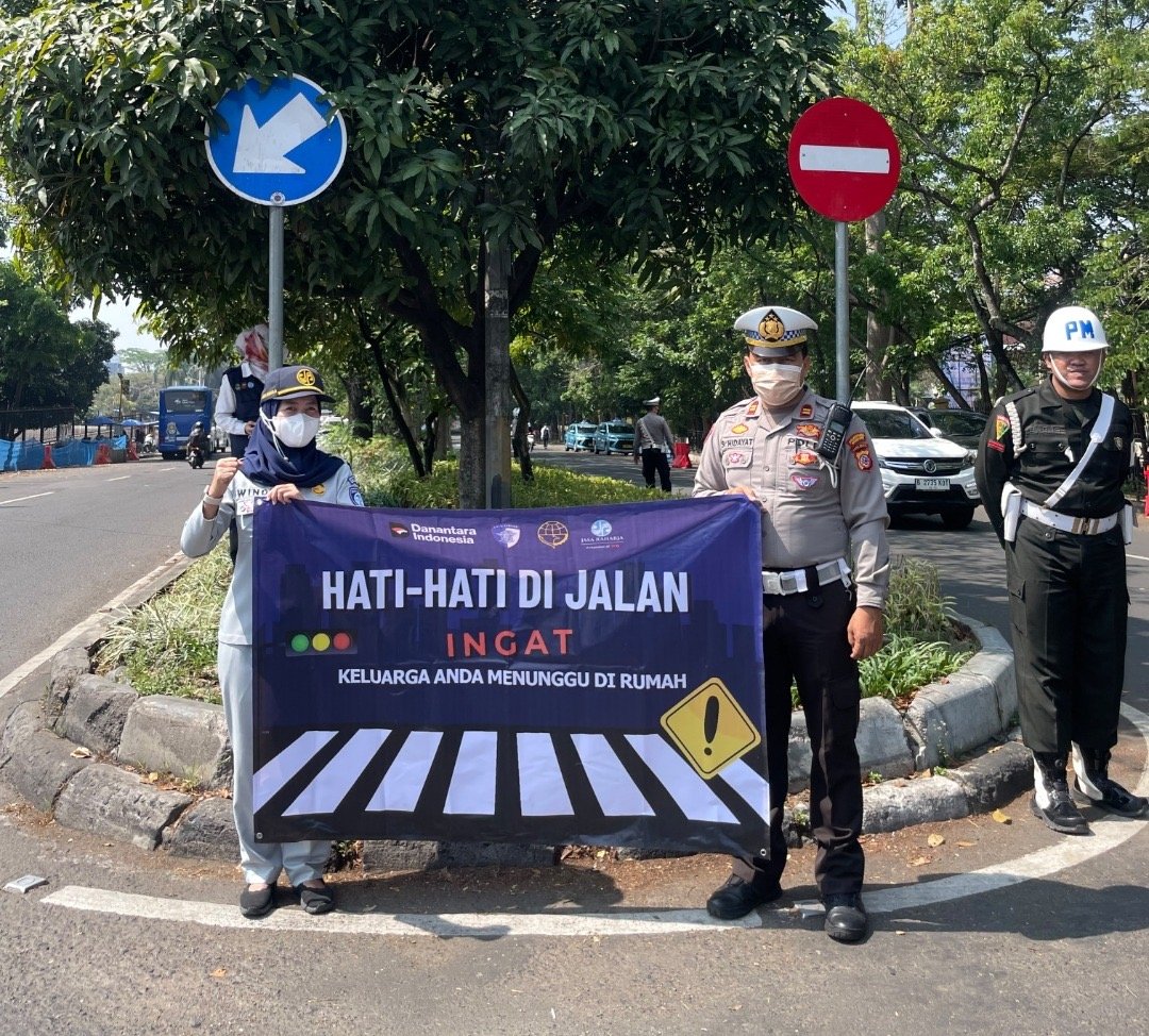 Jasa Raharja Bandung Hadirkan Layanan Kesehatan Gratis dan Kampanye Keselamatan Berlalu Lintas di Operasi Gabungan PKB dan SW Samsat Kawaluyaan